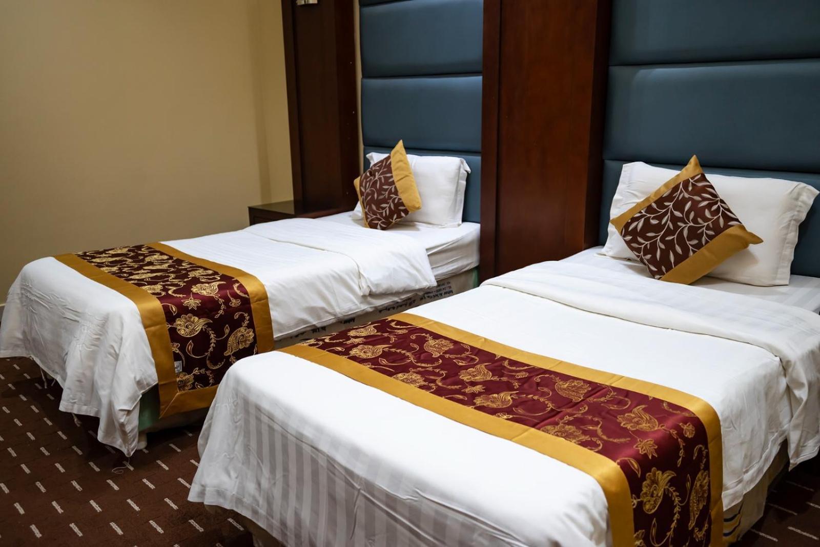 Quiet 3 Aparthotel *